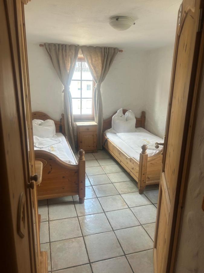 Gasthof Zur Post Siegen Bagian luar foto