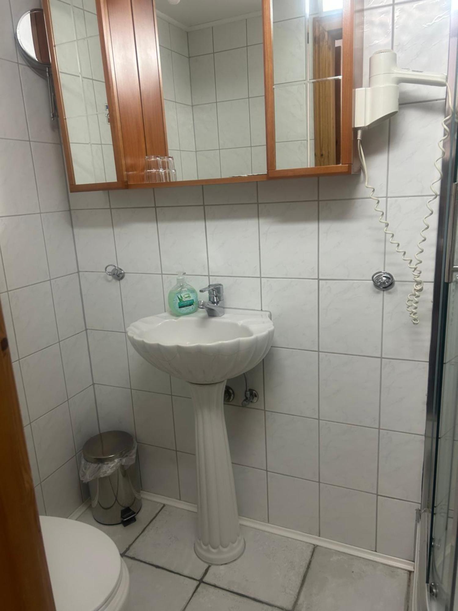 Gasthof Zur Post Siegen Bagian luar foto